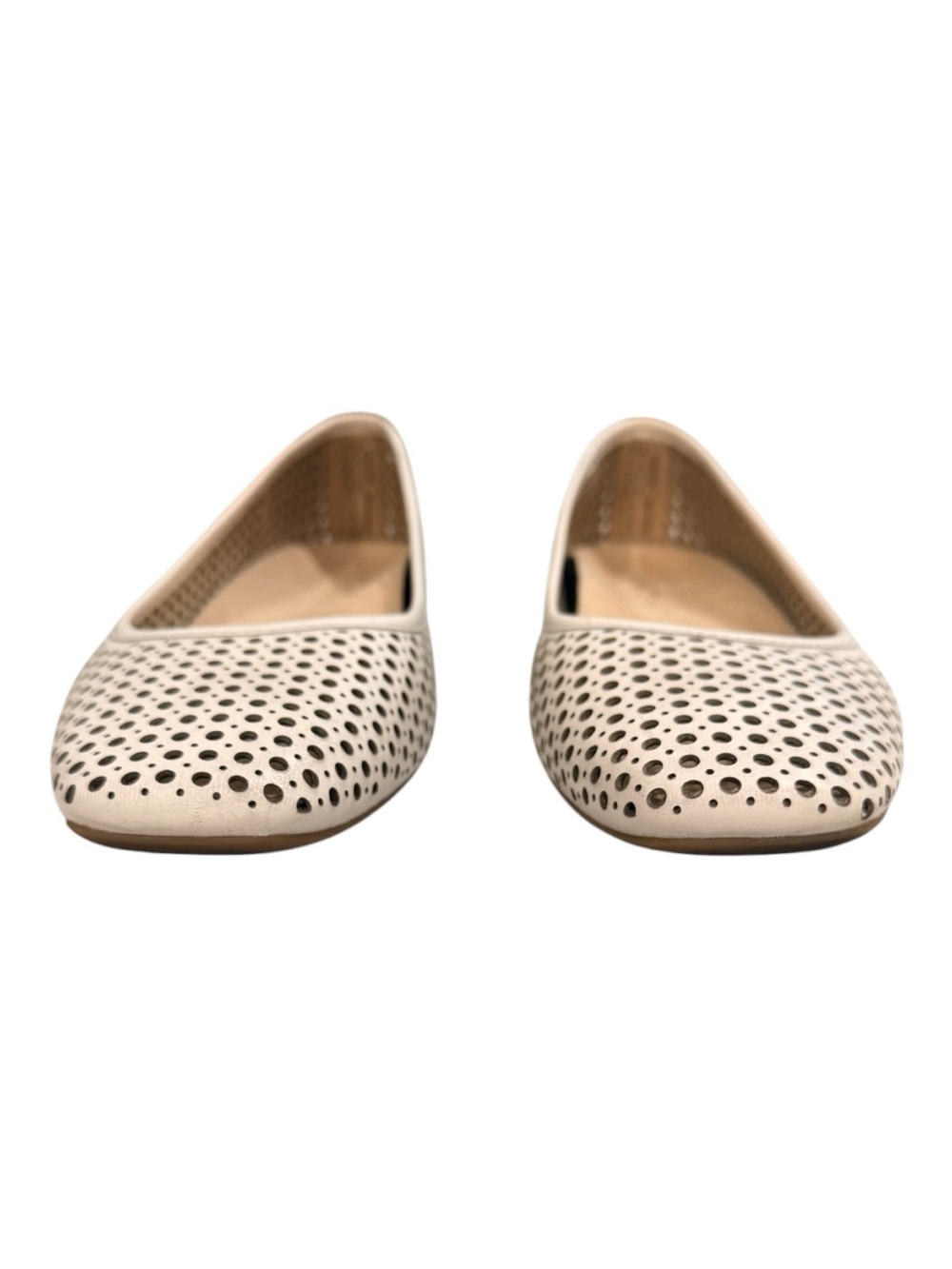 Vionic Perforated Orinda Ballet Flats in Cream - Picture 3 of 7